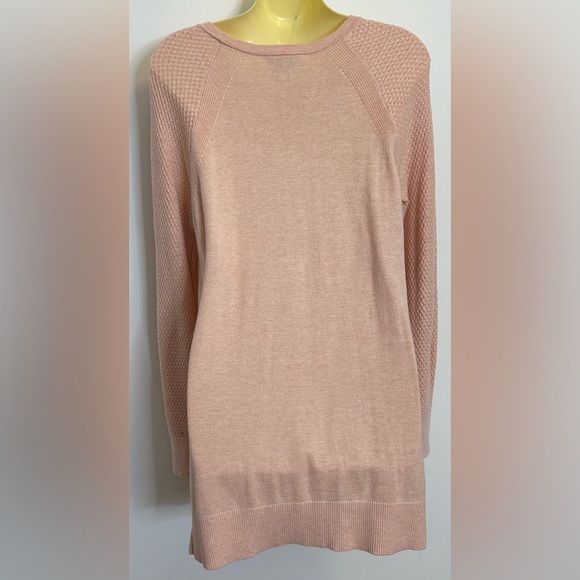 LOFT Light Pink Long Sleeve Knit Sweater size M - Picture 2 of 8